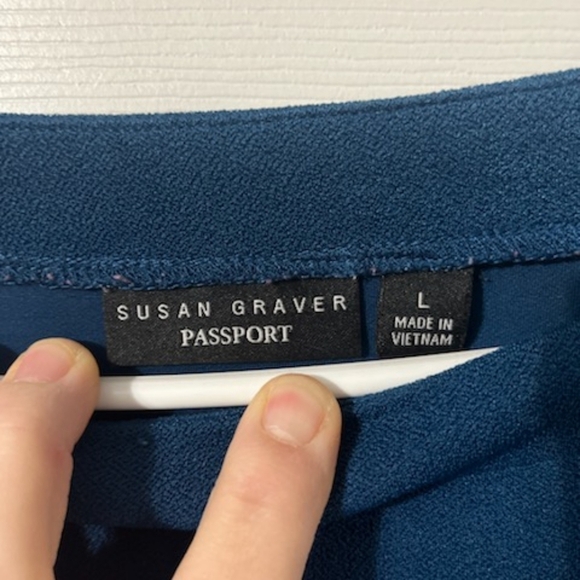 Susan Graver blouse - Picture 2 of 3